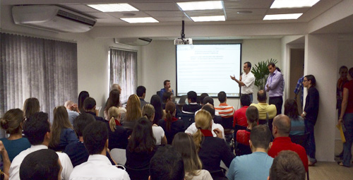 Imagem de Aeronautas aprovam mudanças na nova Lei que regulamenta a profissão